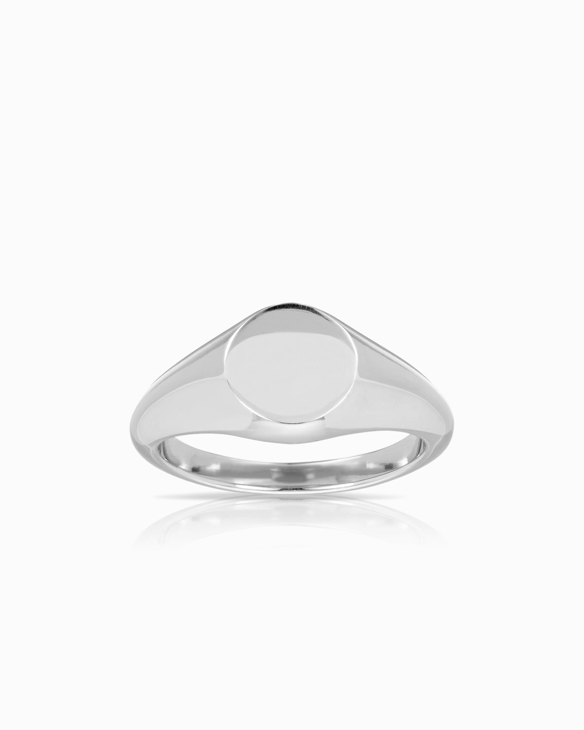 Classique Silver Round Signet Ring