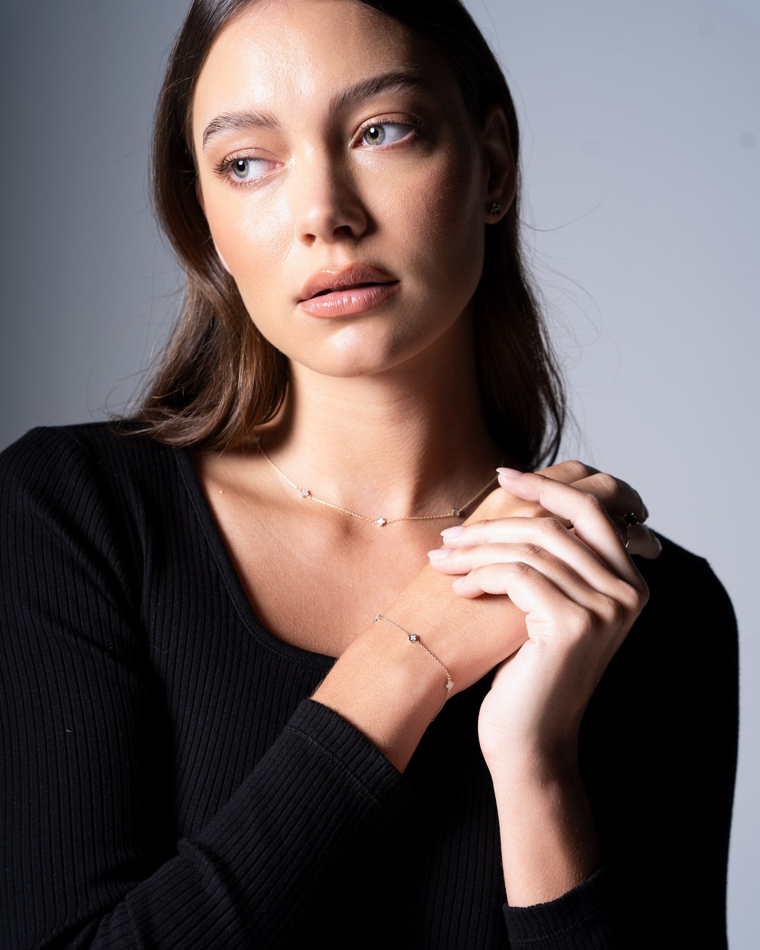 Fine Clover 'Mother of Pearl' Bracelet