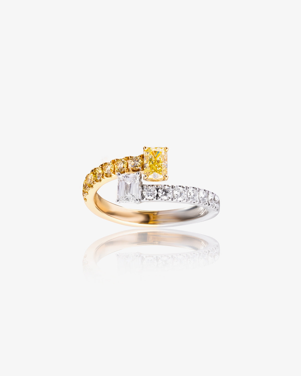 Yellow and White Diamond Toi Et Moi