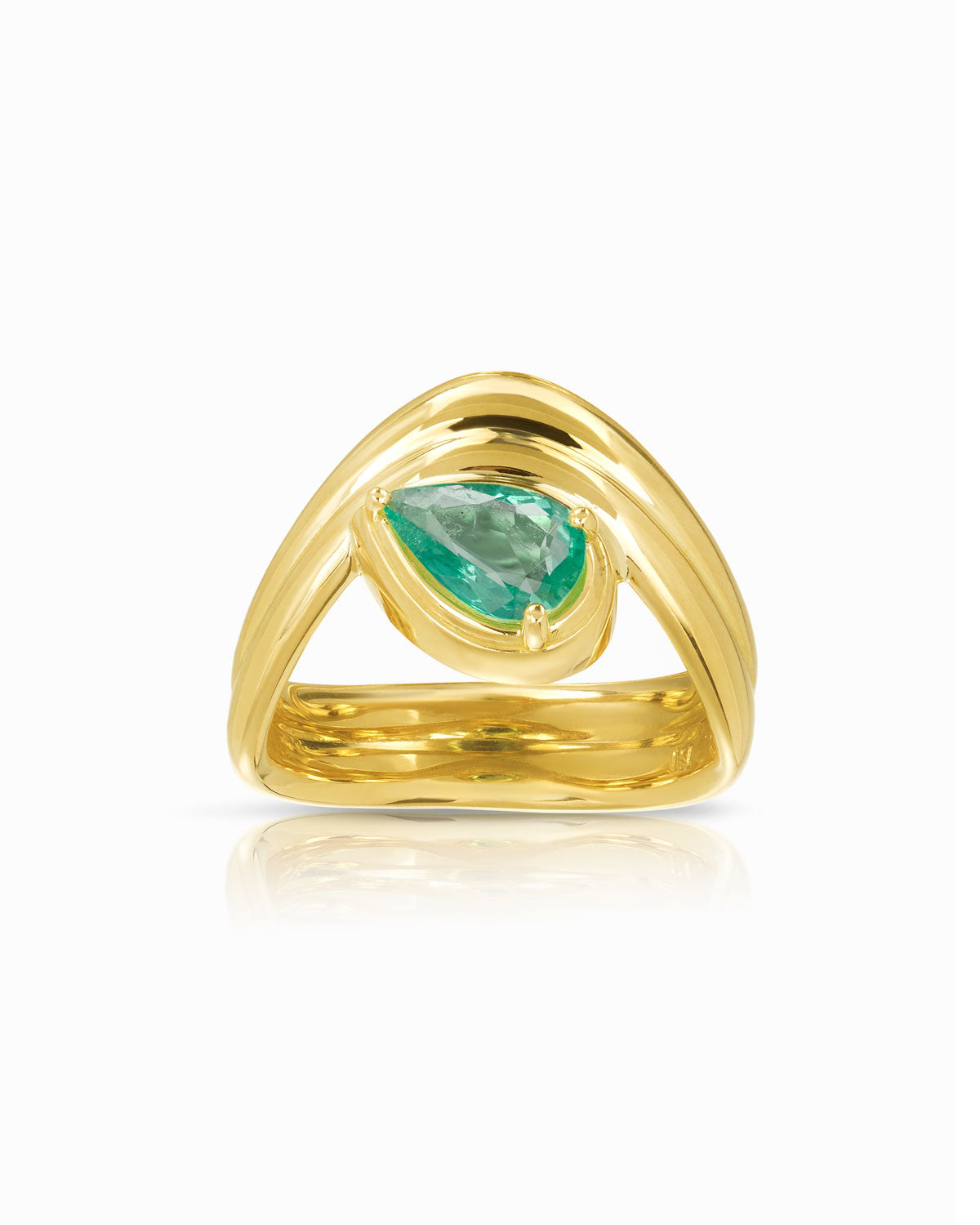 Sculptural 18k yellow gold ring with a 0.80ct pear-cut Colombian emerald in a fluid, ocean-inspired setting.